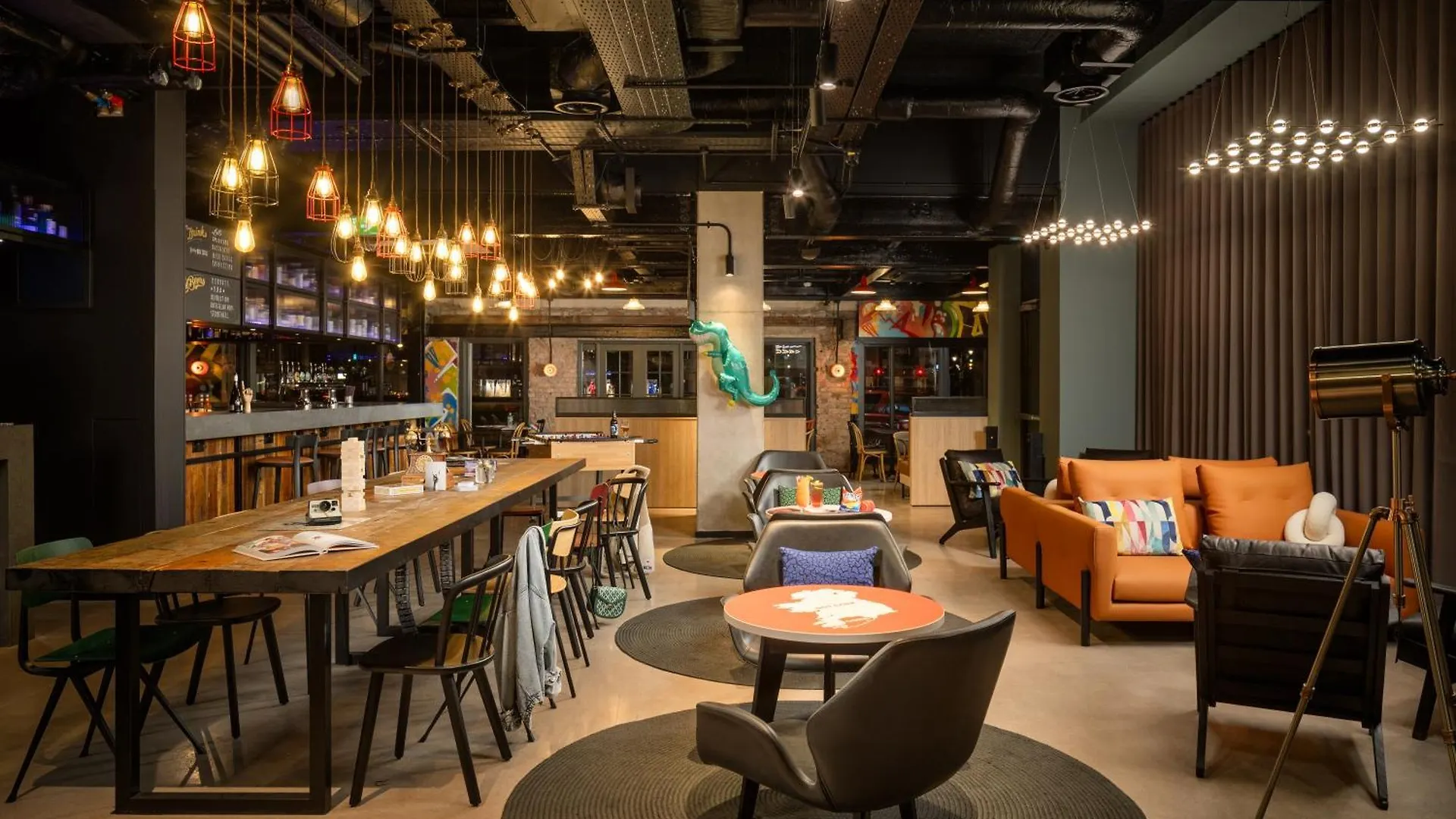 Moxy Cork Hotel 4*,  Ireland